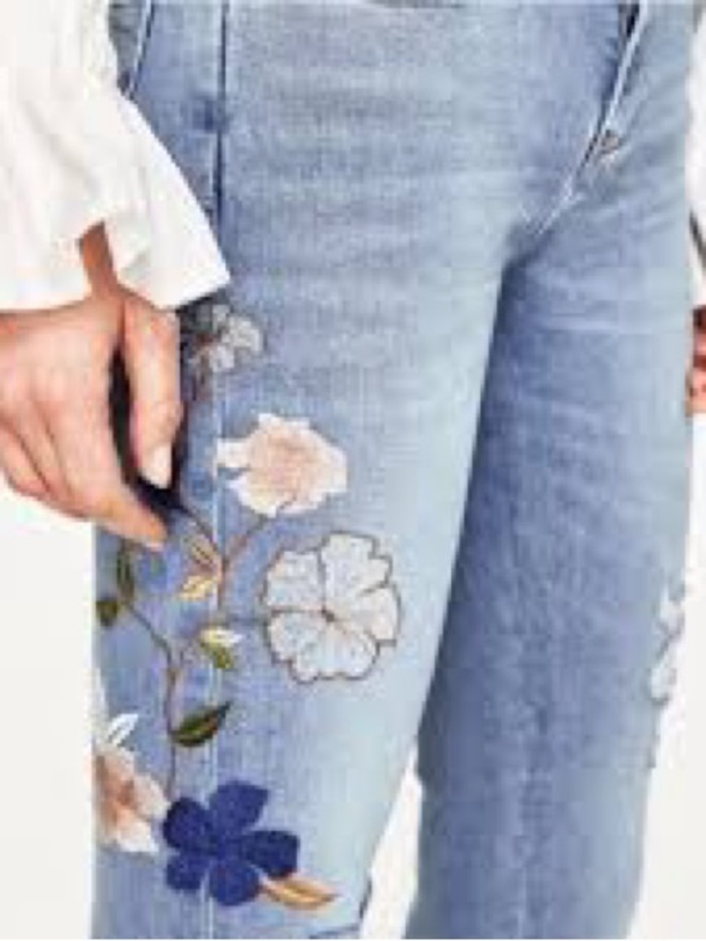 Zara Floral Embroidery/ Flower Patches Distressed Skinny Ripped Jeans